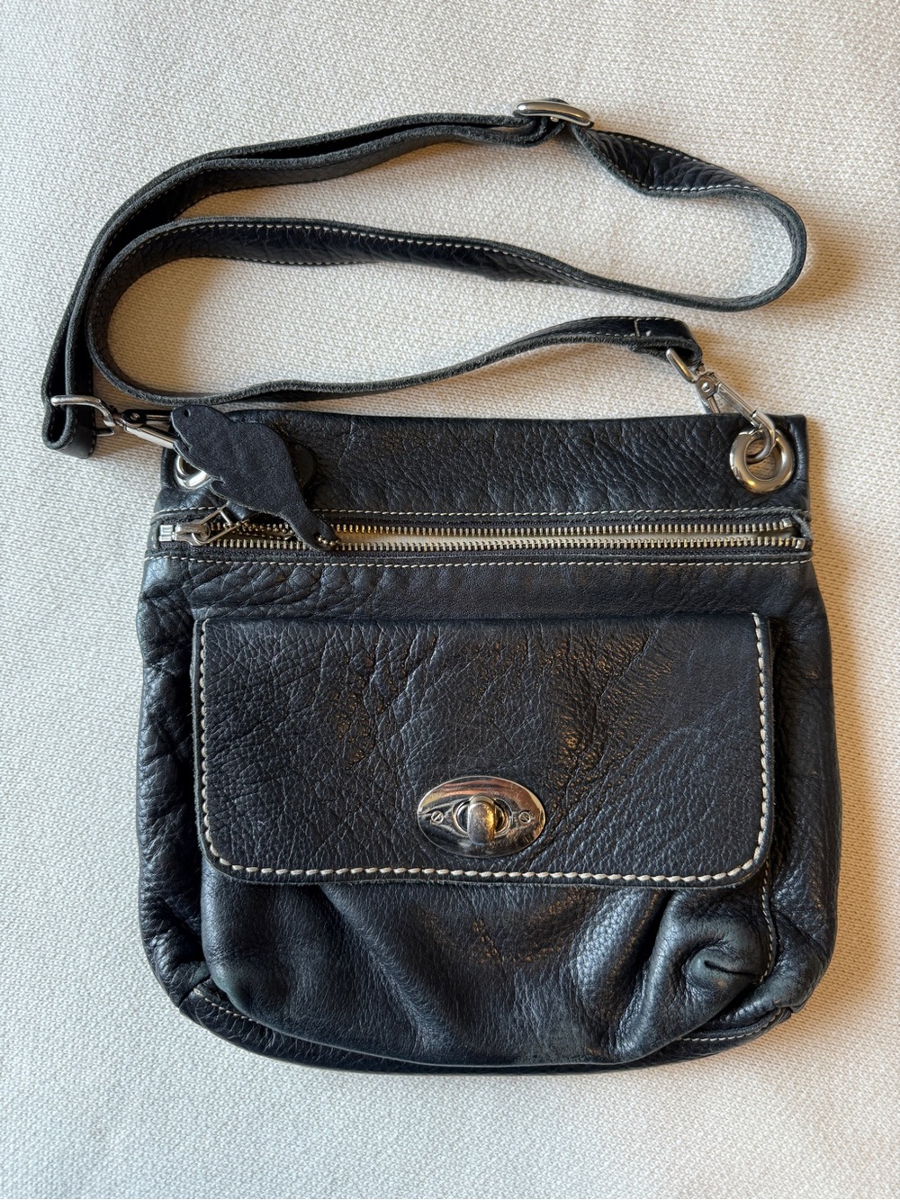 Roots Black Leather Crossbody with Front Pocket and Zip